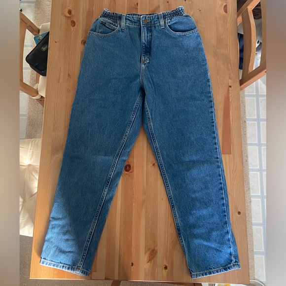 L.L. Bean Comfort Waist Jeans - Picture 3 of 6